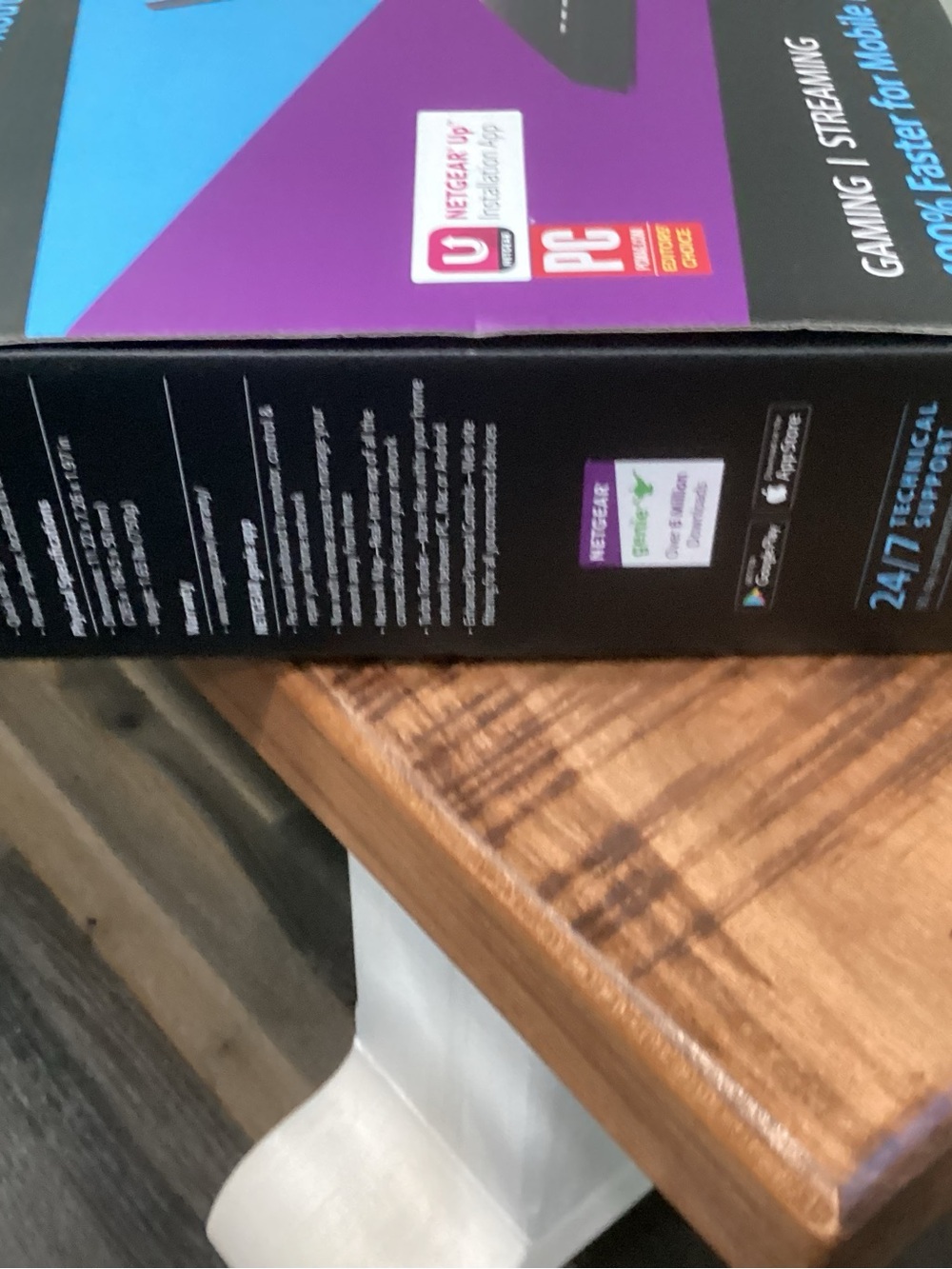NETGEAR Nighthawk Router - AC 1900 Smart Wi-Fi Router - Picture 5 of 10